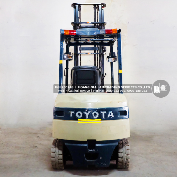 xe-nang-TOYOTA-7FB25-248-hgl2